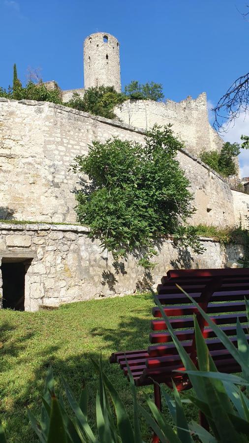 Les Destinees Hotel Chinon Exterior photo